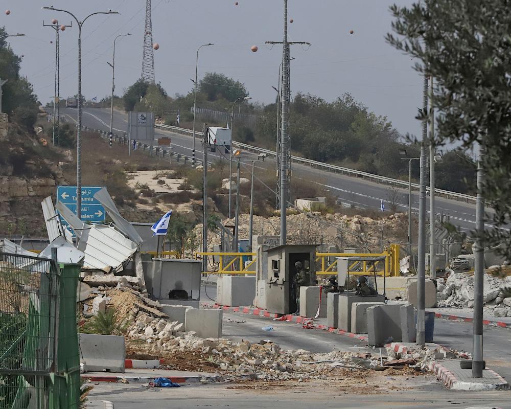 Hebron Displacement: 2,000 Palestinians Forced From Homes