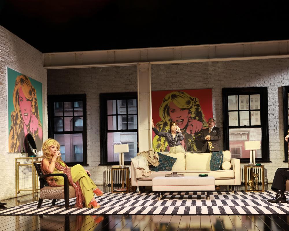 Gender-Switched Coward Play Dazzles in 70s New York Revival