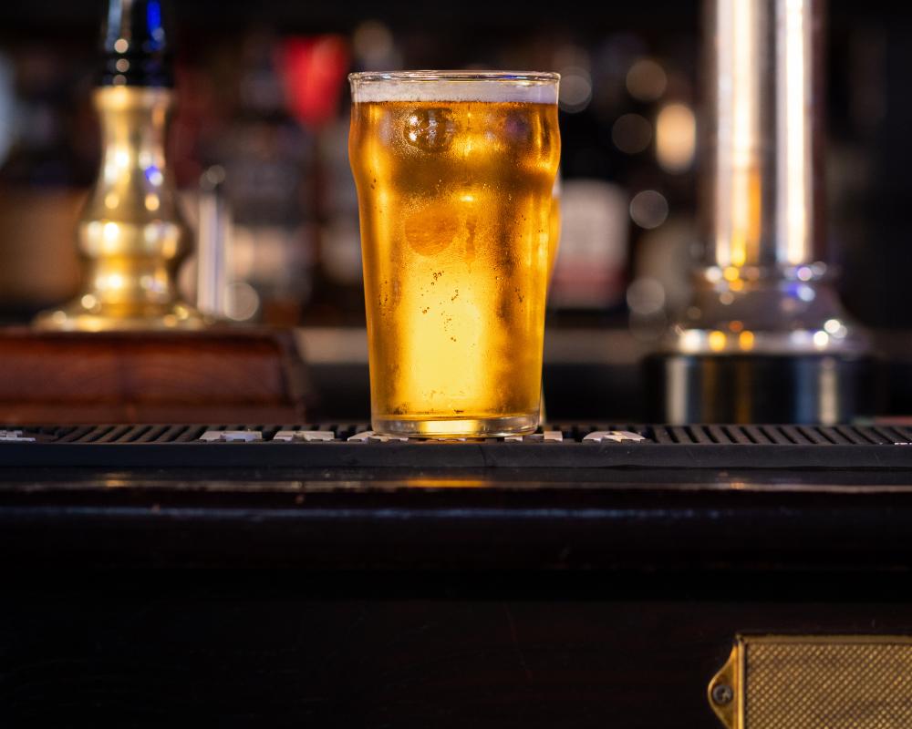 Alcohol-Related Cancer Deaths Double in US: New Study Reveals Risks