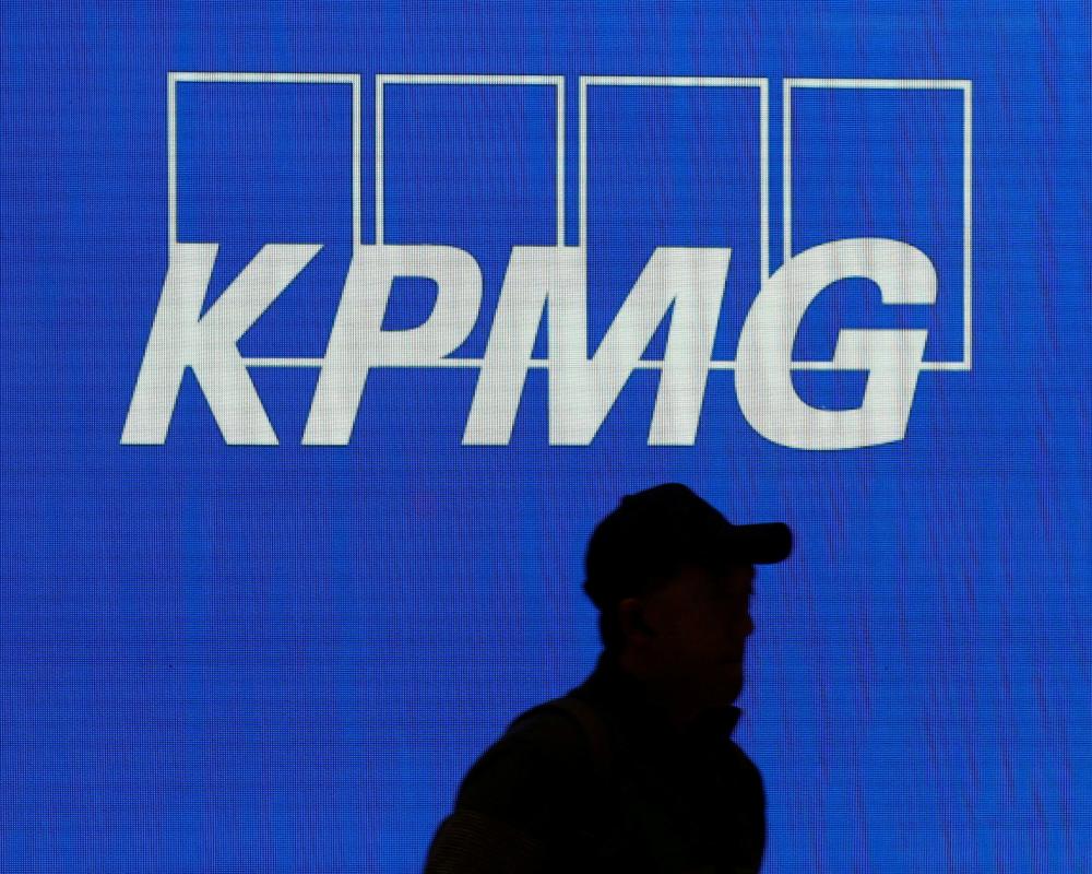 Australia Whistleblower Laws Reform Urged After KPMG Apology