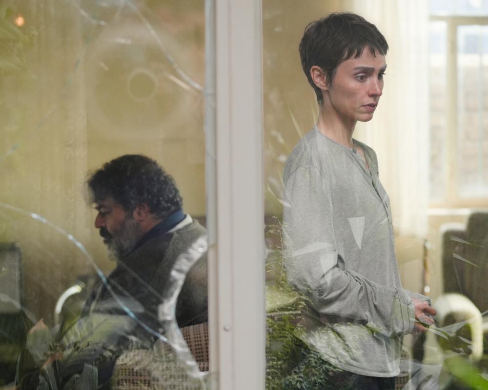 Falling House Review: Iranian Prison Guard Drama Grips Venice
