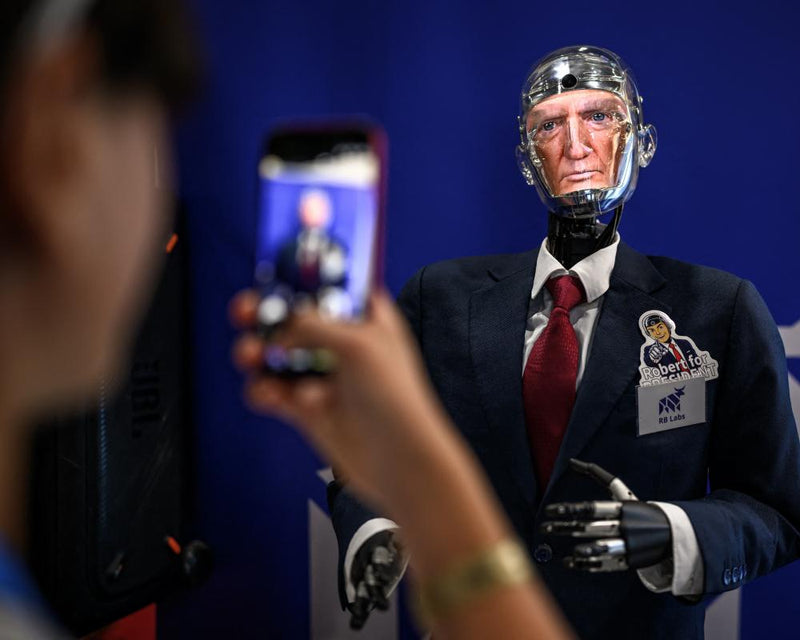 AI Extinction Risk: Why Tech Leaders Warn of a 10-Year Deadline