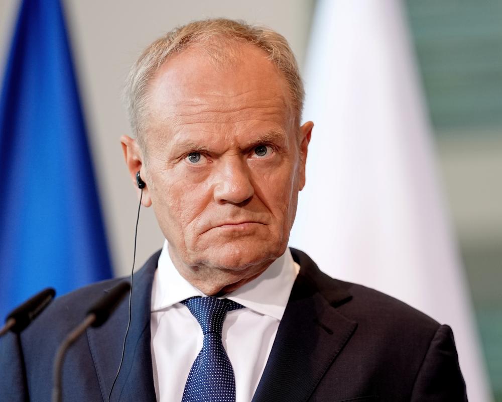 Ukraine War: Poland's Tusk Heads to Kyiv After Russian Strike Warning