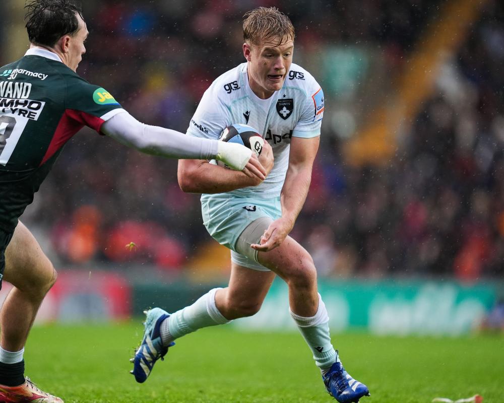 England Fly-Half Fin Smith Injured Before Australia Clash