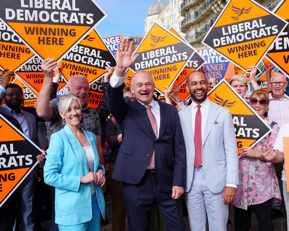 Ed Davey Promises £17bn Income Tax Cut for Lib Dems