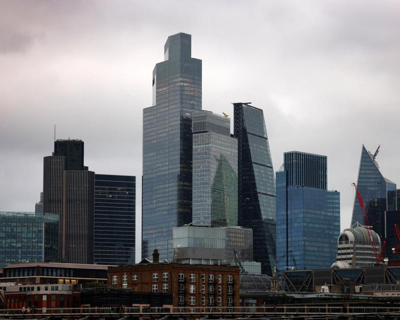UK Government Borrowing Hits £18.3bn in August, Exceeding Forecasts