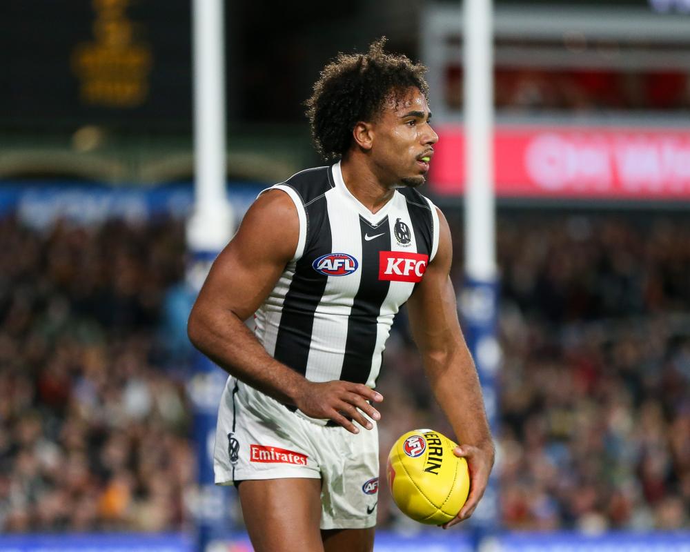 Booing in Sports: Why Collingwood Thrives Under Adelaide's Fire