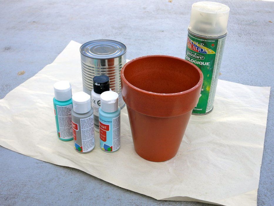 Pots with Drip Paint - grandgoldman.com