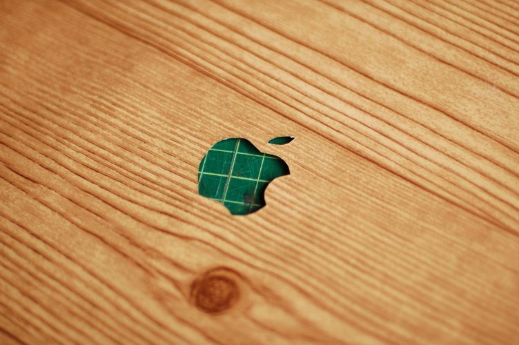 Wood Look Wrap for your Laptop! - grandgoldman.com