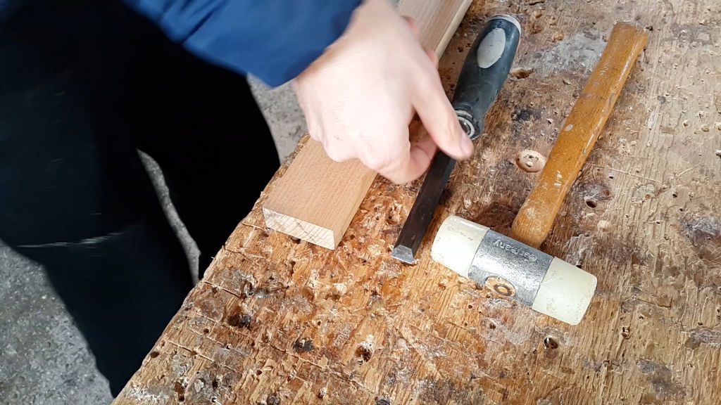 How to Hide a Screw Quickly! - grandgoldman.com