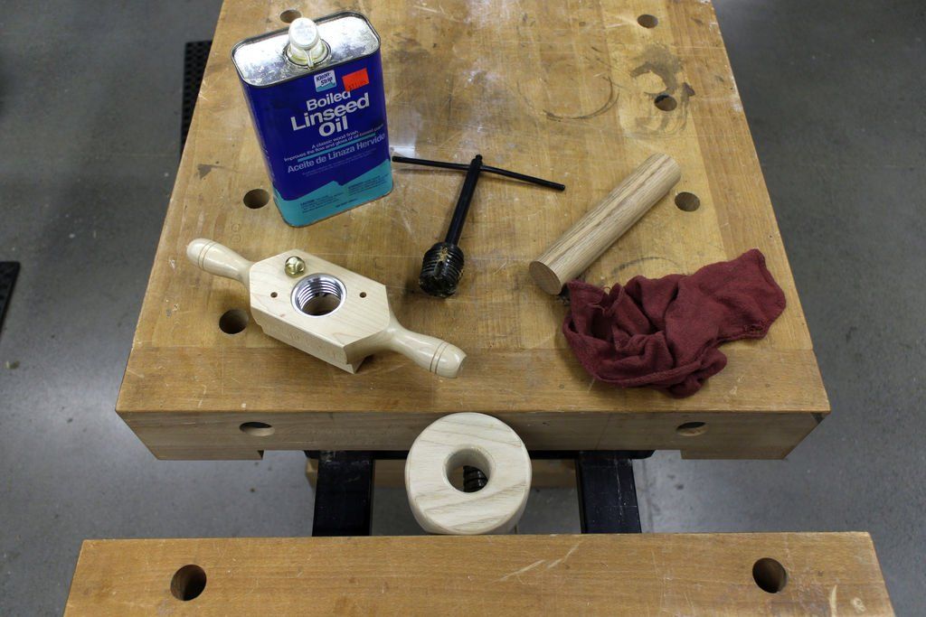 Technique: Wooden Nuts and Screws - grandgoldman.com