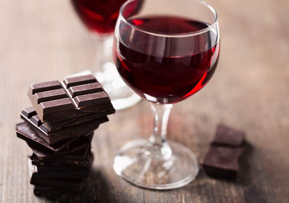 Rejuvenate with red wine and chocolate - grandgoldman.com