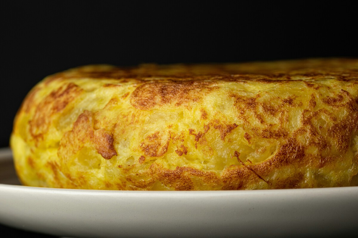 Tortilla de Patatas Debate: 71% of Spaniards Agree on Onion