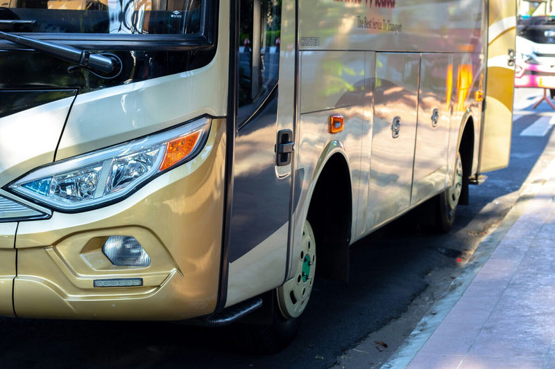 Singapore Court Summons Six Bus and Truck Drivers for Speeding