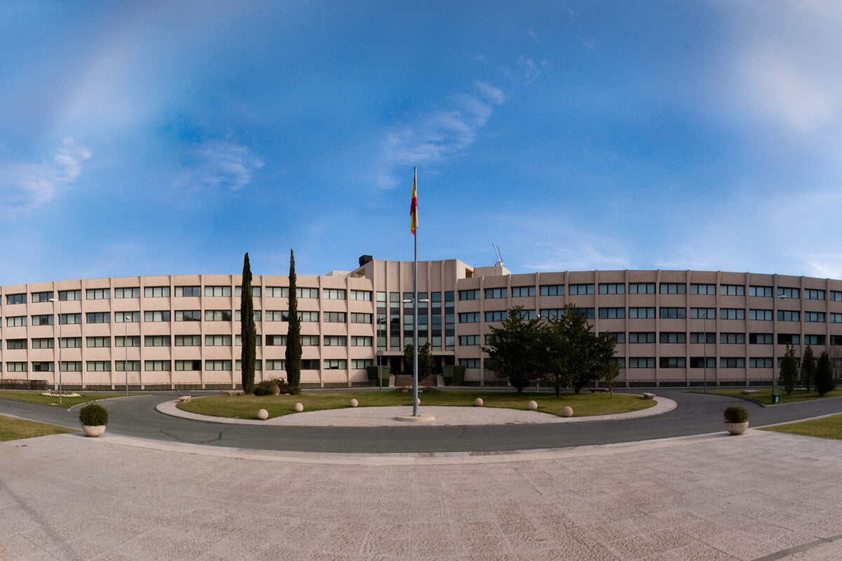 Spain's CNI Seeks 17 Tech Profiles to Counter AI and Quantum Threats