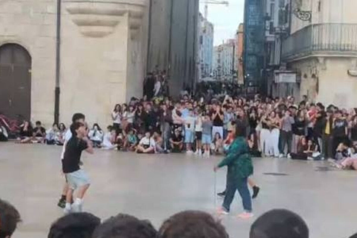 Aura Farming Battles: Spanish Teens Flood Cities for Viral Meme
