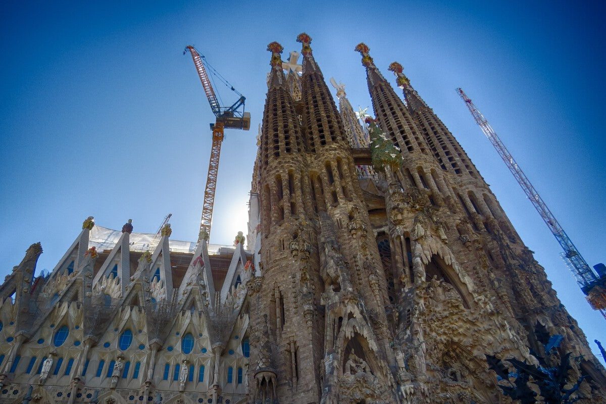 Sagrada Familia Stalled by 200 Barcelona Neighbors