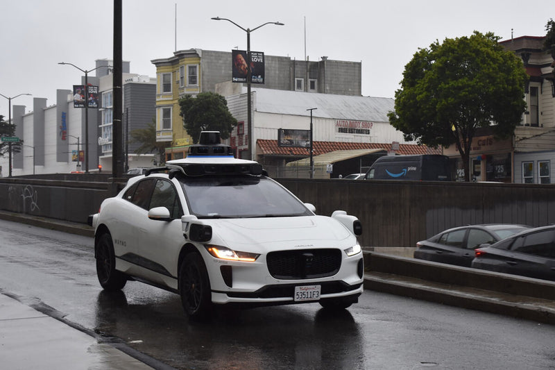 Armed Robotaxi Ride Ends in Police Stop for Two Minors