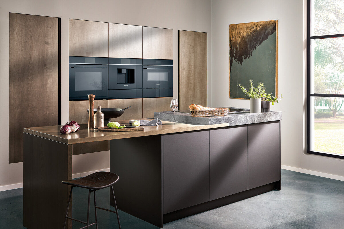 Siemens Smart Kitchen: AI Ovens, Quiet Fridges, Heat-Pump Dryers