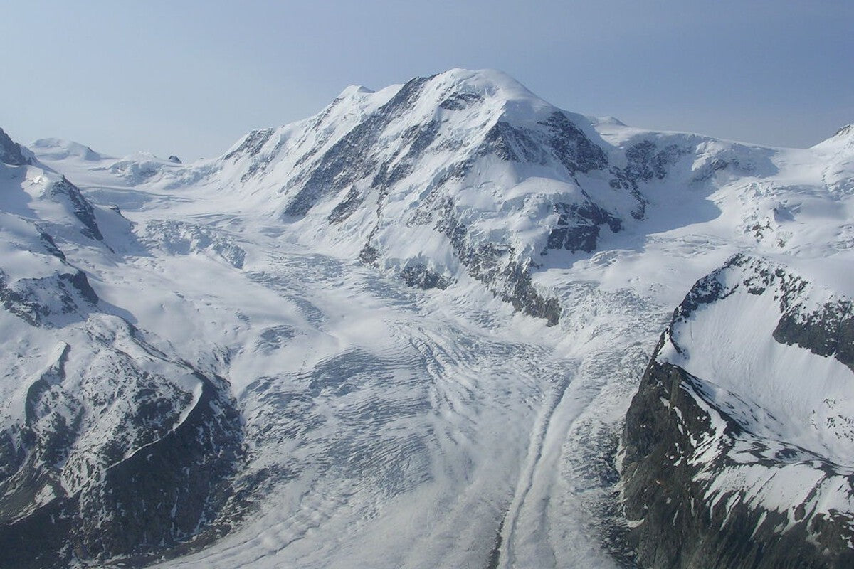 Wool Blankets on Swiss Glacier Cut Melt by Half, Study Finds