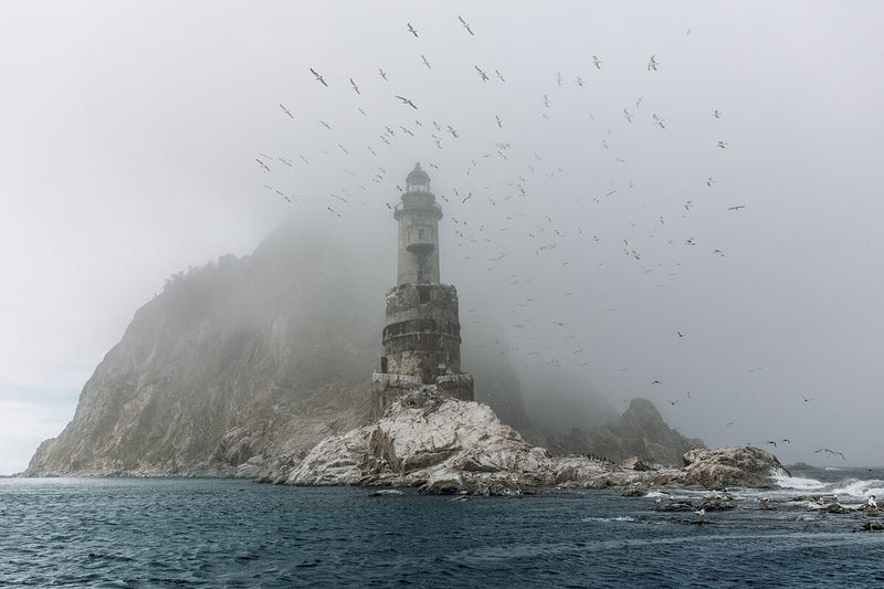 Soviet Nuclear Lighthouses in the Arctic: A Failed Experiment