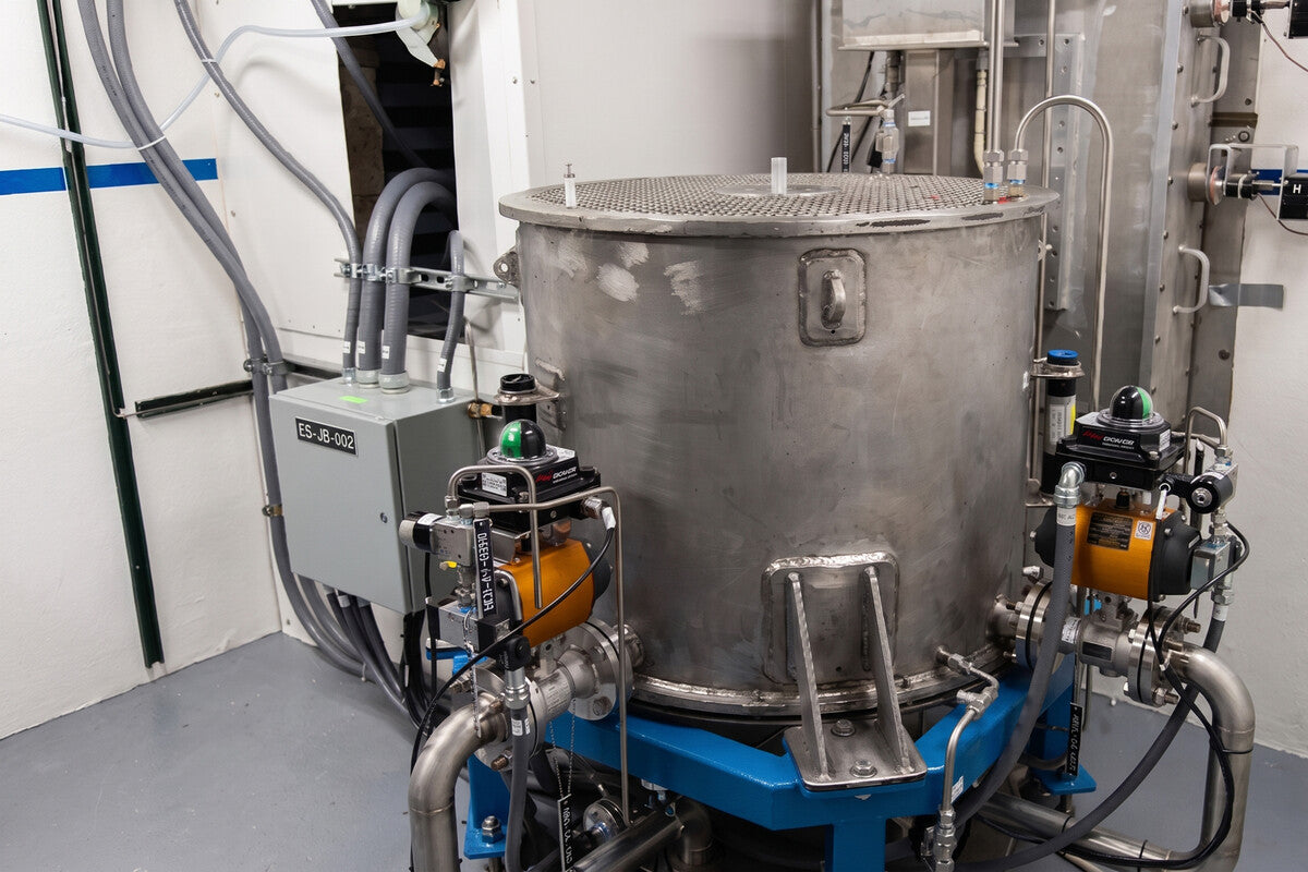 US Deploys Truck-Sized Nuclear Battery Generating 1 Megawatt