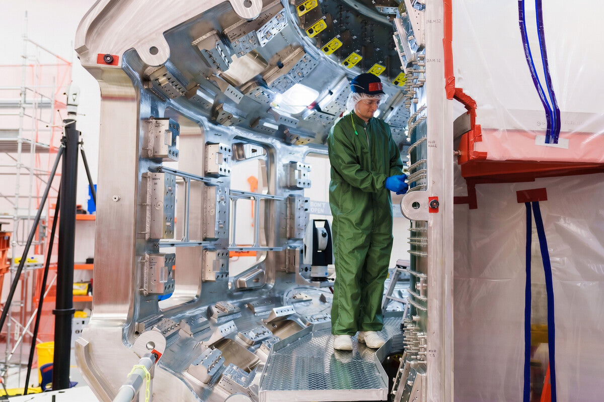 Nuclear Fusion Commercial Race: Private Firms Target 2035