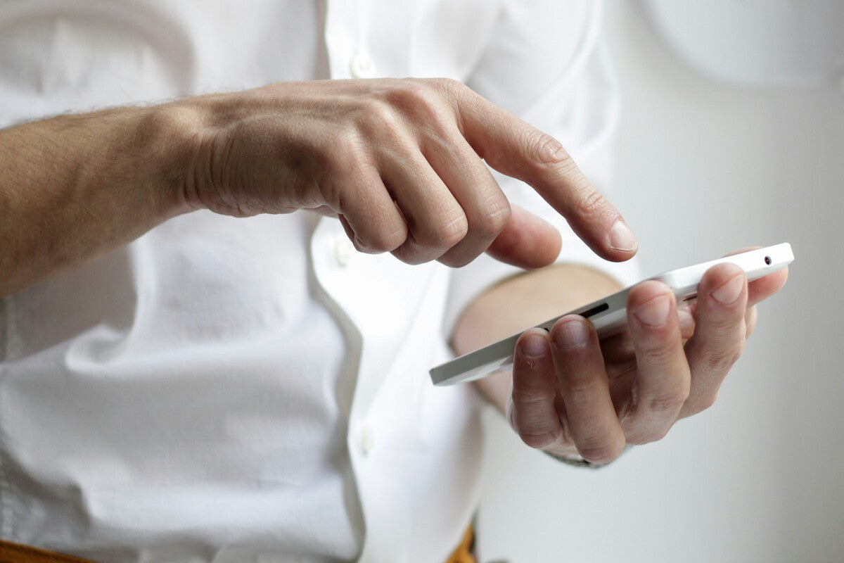 New +400 Prefix Phone Scam Hits Spain: Fake Iberdrola Call