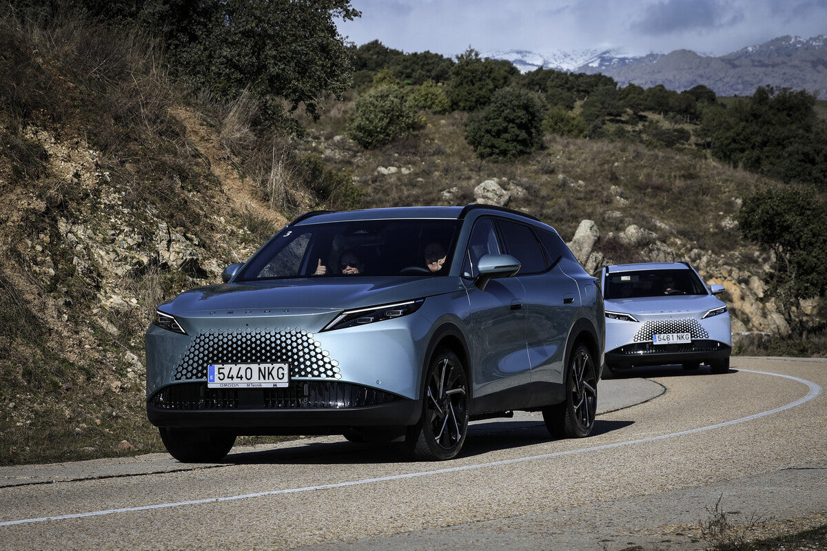 Omoda's SHS Hybrid Tech: Three Motors and 11 Speeds Explained