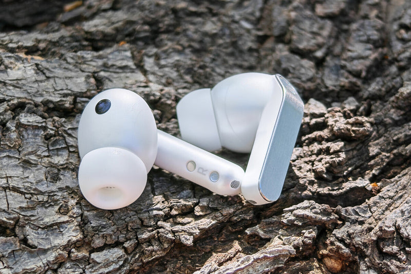 Samsung Galaxy Buds4 Pro Drop to Outlet Price With 4-Year Warranty