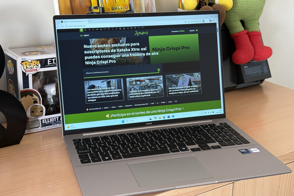 Honor MagicBook 16 2026 Review: Affordable 16-Inch Laptop