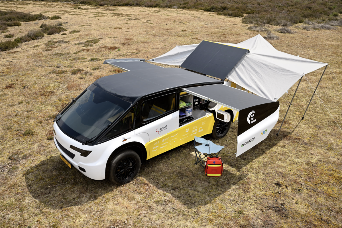 Solar Ambulance: A Solution for Spain's Depopulated Rural Areas