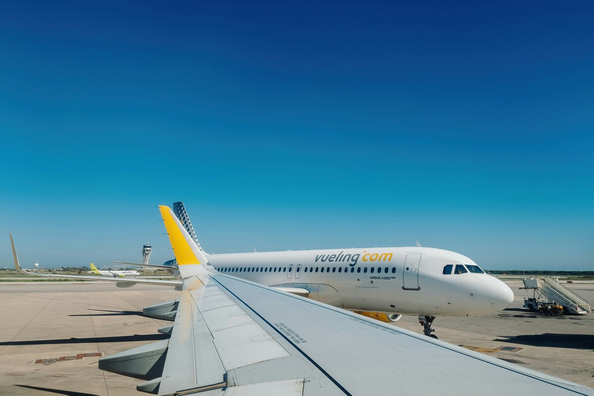 Vueling Hits Record 24.2M Passengers as Ryanair Cuts Spanish Seats