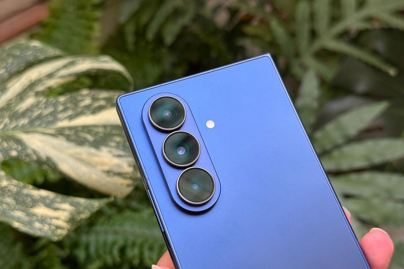 Refurbished Samsung Galaxy Z Fold7: Half the Price of New Fold8 Ultra