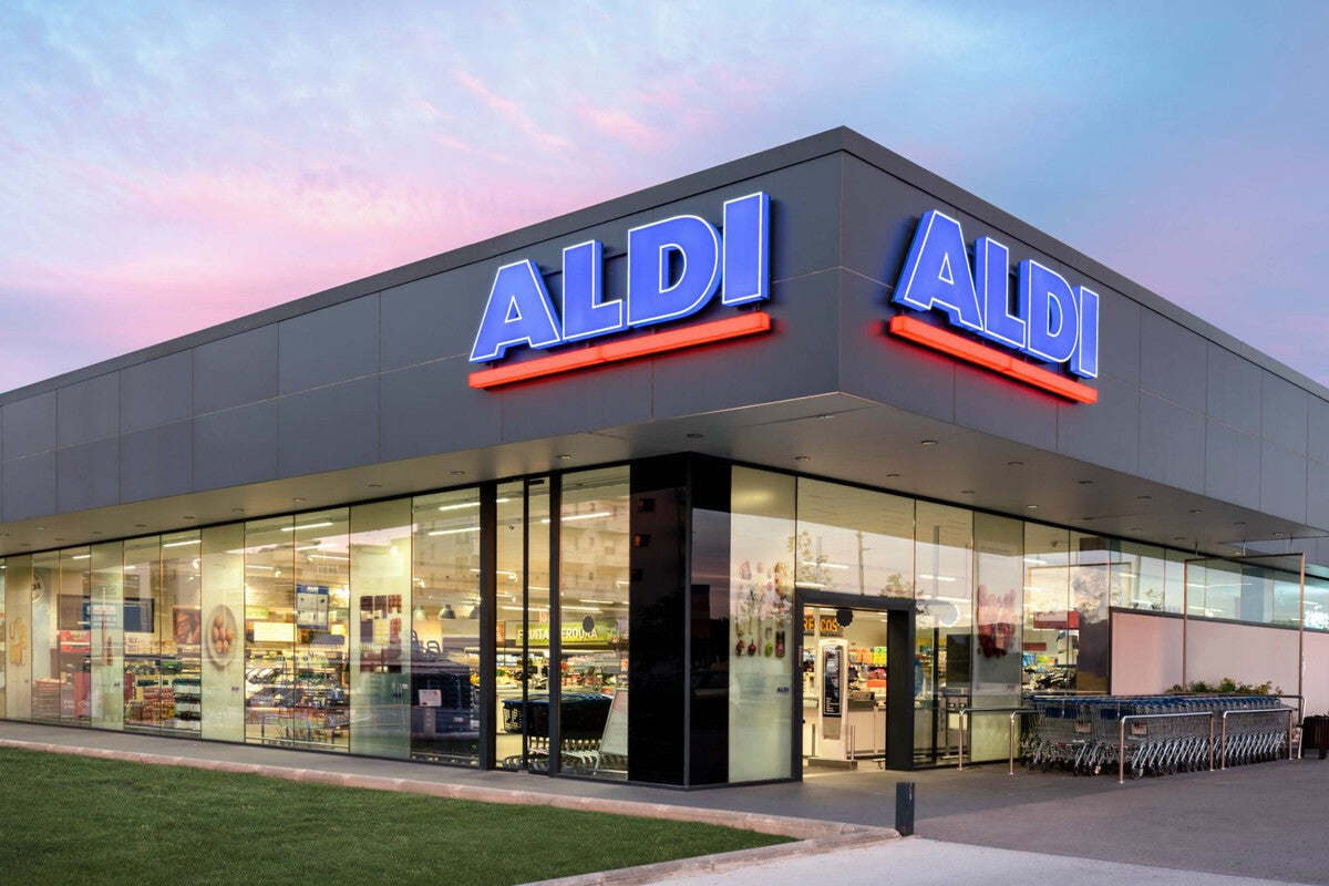 Aldi's €14.99 RGB Light Bar: Transform Your Living Room or Home Office