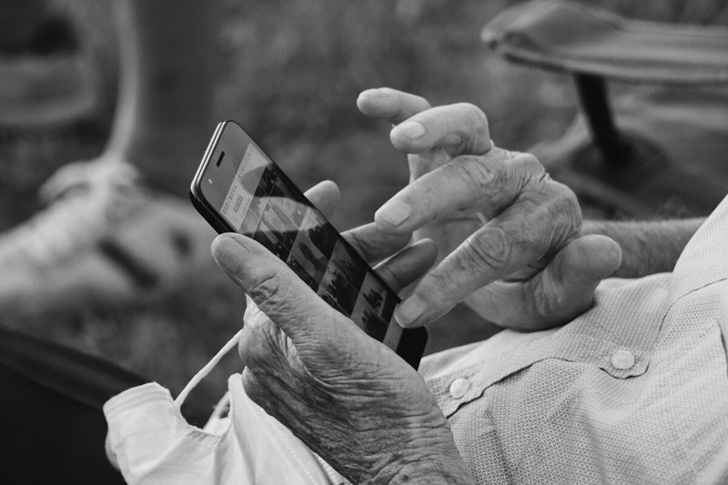 Best Phones for Seniors in 2026: Simple, Big-Button and Easy to Use