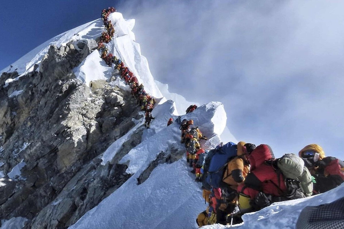 Everest Base Camp Melting Faster Due to 6,000 Liters of Urine Daily