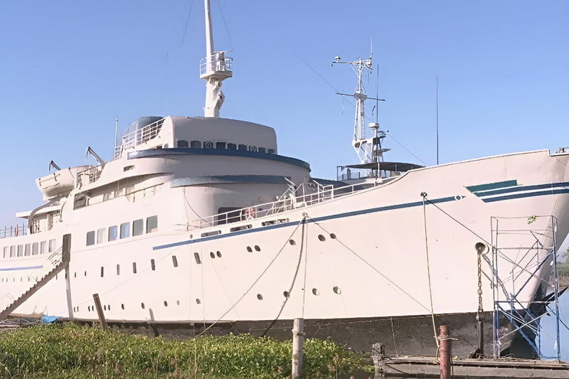 Entrepreneur's Old Cruise Ship Restoration Nightmare