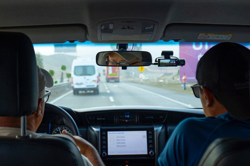 Super-Commuting in Spain: 200 km Daily Drives to Work