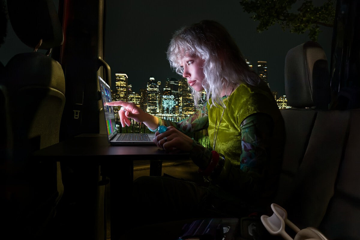 First OLED MacBook: Why Screen Burn-In Is Overblown