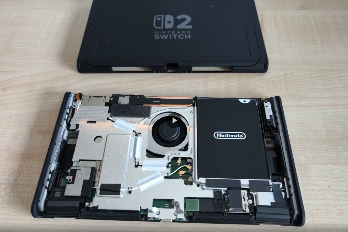 Nintendo Switch 2 Replaceable Battery: Easy 9-Screw Swap Guide