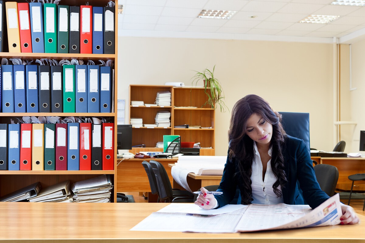 Retirement Bonuses: How Collective Agreements Offset Early Retirement