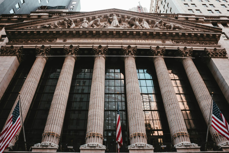 Banks Discover AI Doesn't Replace Employees, Creating New Wall Street Role