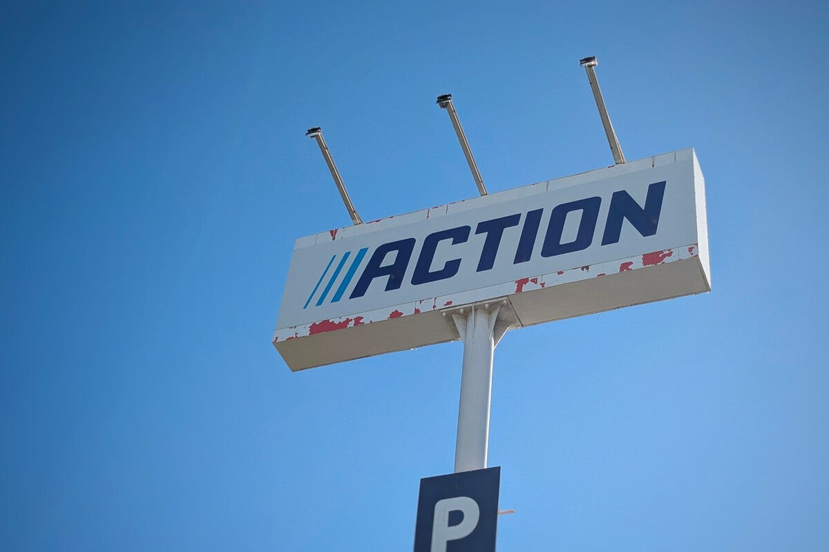 Solar Wall Lights at Action: No Wiring, No Electrician Needed