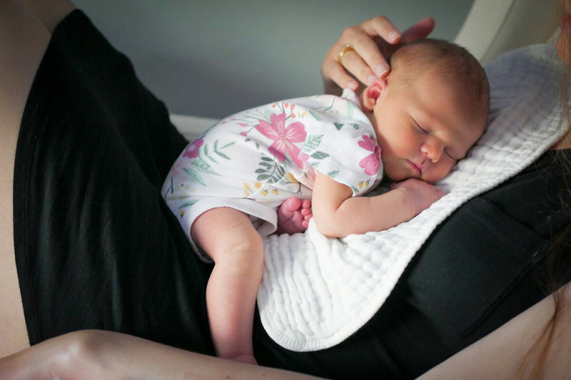 Night Nannies: Parents Pay Up to €260 Per Night for Sleep