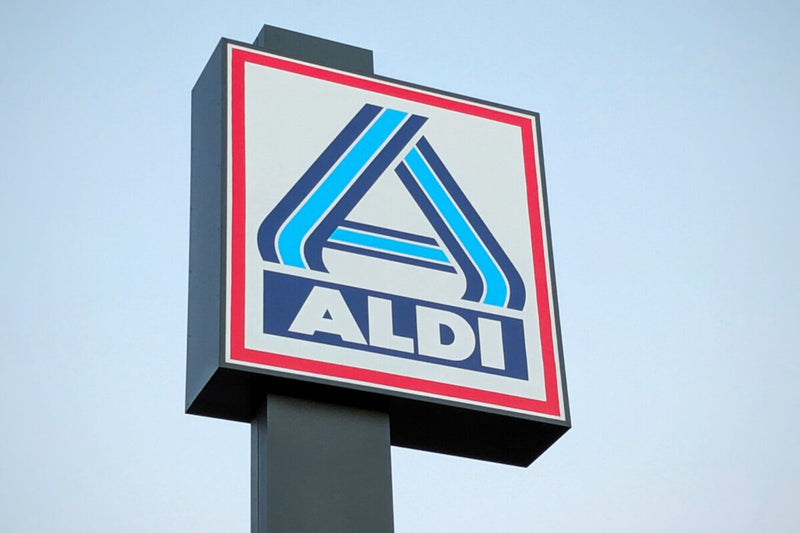 Aldi's $7.99 Bluetooth Speaker: Compact, Clip and Magnet Mount