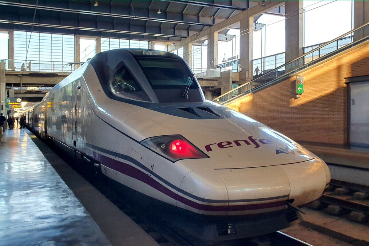 AVE Madrid-Zaragoza Crisis: Speed Limits Cut Ridership