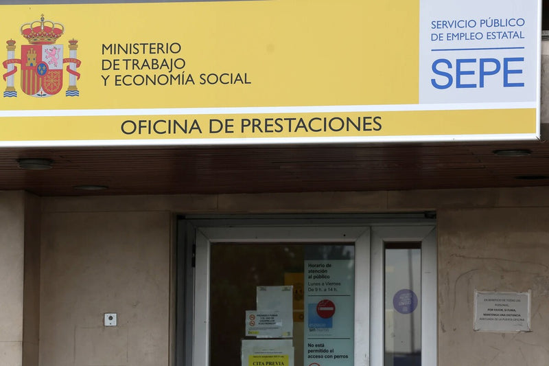 Spain Pension Fraud: Man Ordered to Repay €9,240 After Colombia Trips
