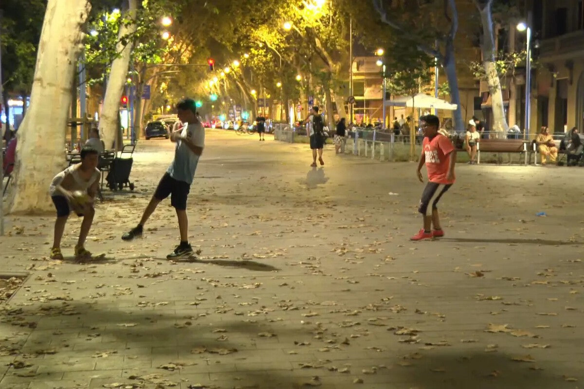 Barcelona Street Football Sparks Tension Between Kids and Residents