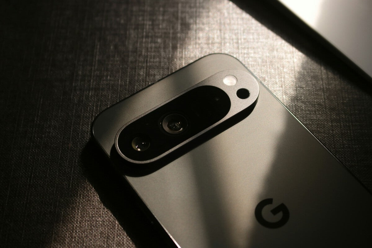 Best Small Phones 2026: Top Compact Smartphones to Buy